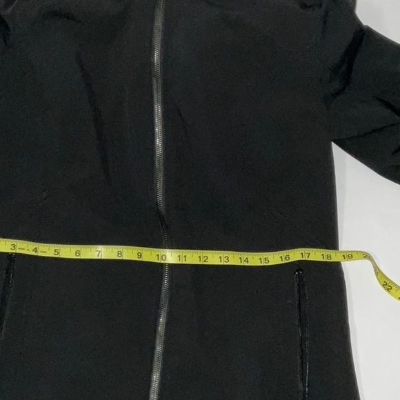 💲Eddie Bauer Coat, Size Unkown - Picture 11 of 13